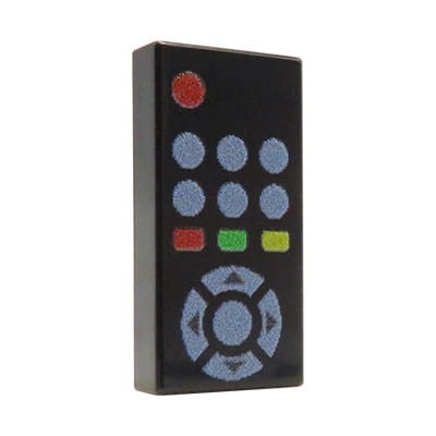 Custom LEGO – TV-Fernbedienung – mit personalisiertem Druck auf schwarzer 1x2 LEGO® Fliese von Extra Extra Bricks