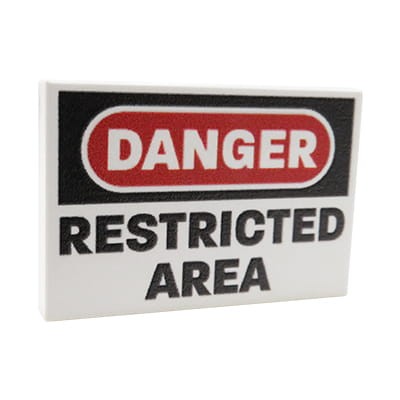 Zum Produkt  Warnschild „Restricted Area“ – Custom bedruckte LEGO® Fliese