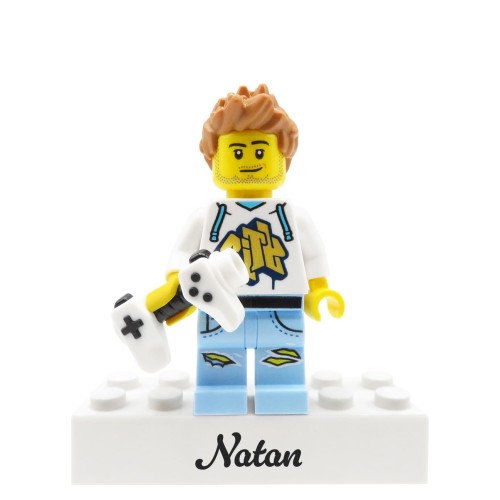 Zum Produkt Gamer – Personalisierte Figur aus LEGO® Teilen / Gestalte deine eigene