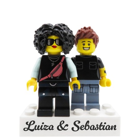 Personalized LEGO® Minifigures Couple with your custom text on a base – personalized gift for Valentine’s Day and anniversary