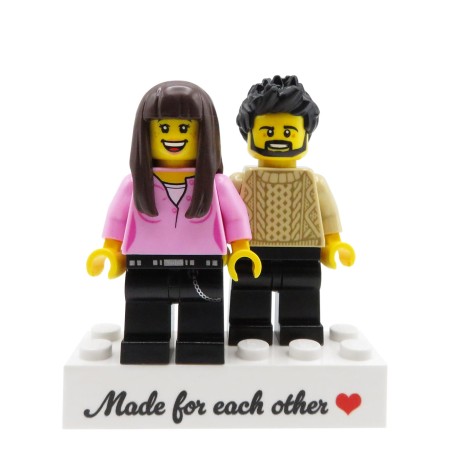 Figurines LEGO® personnalisées couple avec panneau Made for each other – cadeau personnalisé pour la Saint-Valentin et l’anniversaire