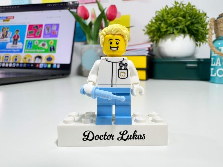Figurine LEGO® personnalisée dentiste  - exemple de personnalisation 2
