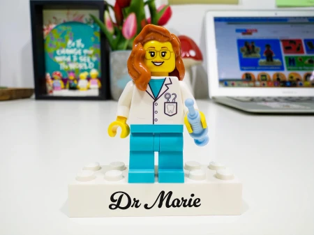 Dentist – Personalized Figure from LEGO® Parts - woman