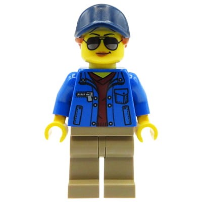 LEGO City Minifigure - Woman / Mother / Mom in a baseball cap and sunglasses
LEGO City - mini figurka kobieta / mama w czapce z daszkiem i okularach przeciwsłonecznych