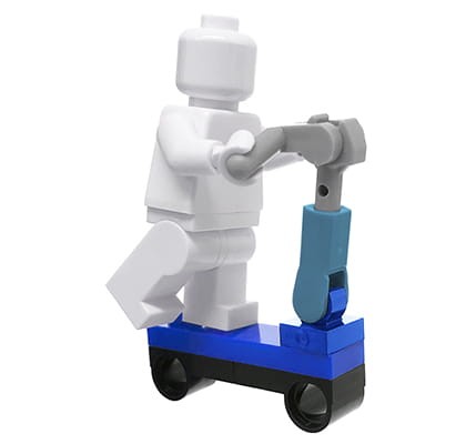 Accéder au produit Trottinette sur pied - fabriquée en briques LEGO