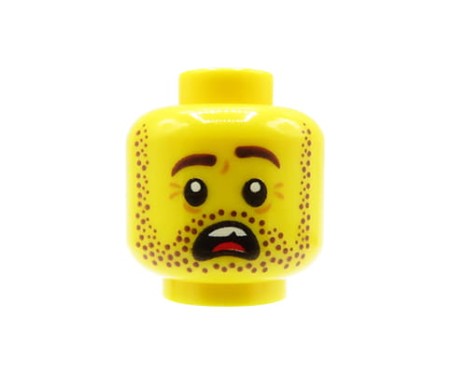 LEGO głowa / główka figurki - męska, przerażona mina, zarost, otwarta buzia, uniesione brwi