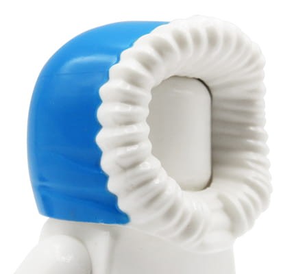 Accéder au produit Capuche d'hiver LEGO avec fourrure - bleu azur foncé